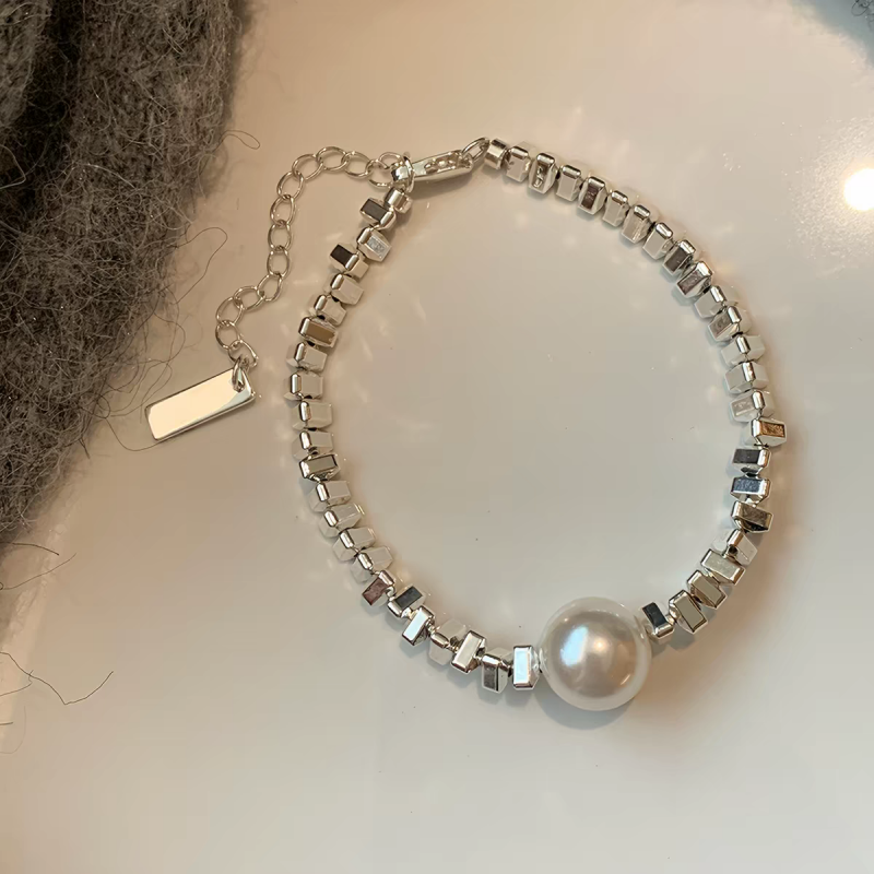 Silver Cube & Single Pearl Bracelet