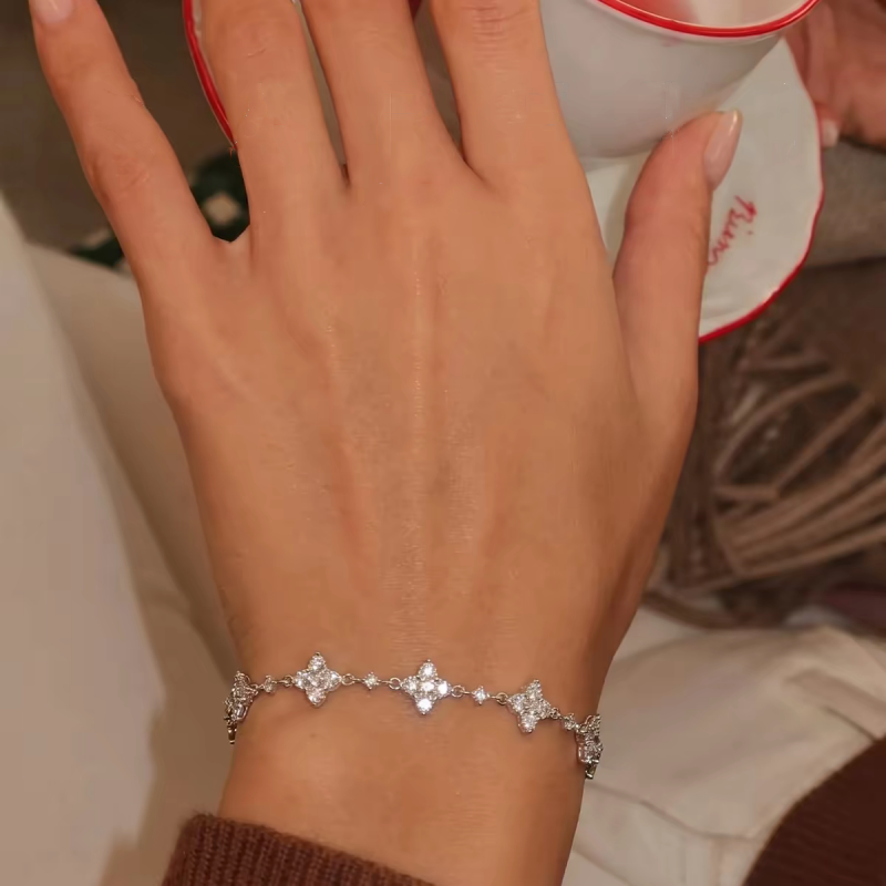 Four-Petal Crystal Chain Bracelet