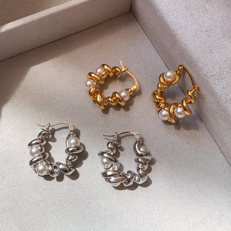 Twisted Metal & Pearl Hoop Earrings