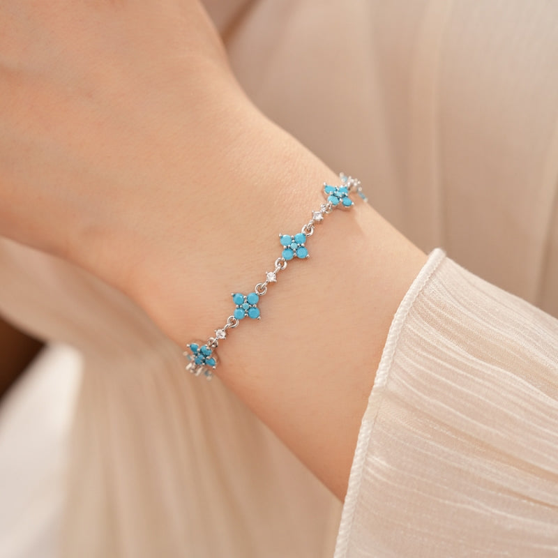 Blue Clover Delicate Chain Bracelet