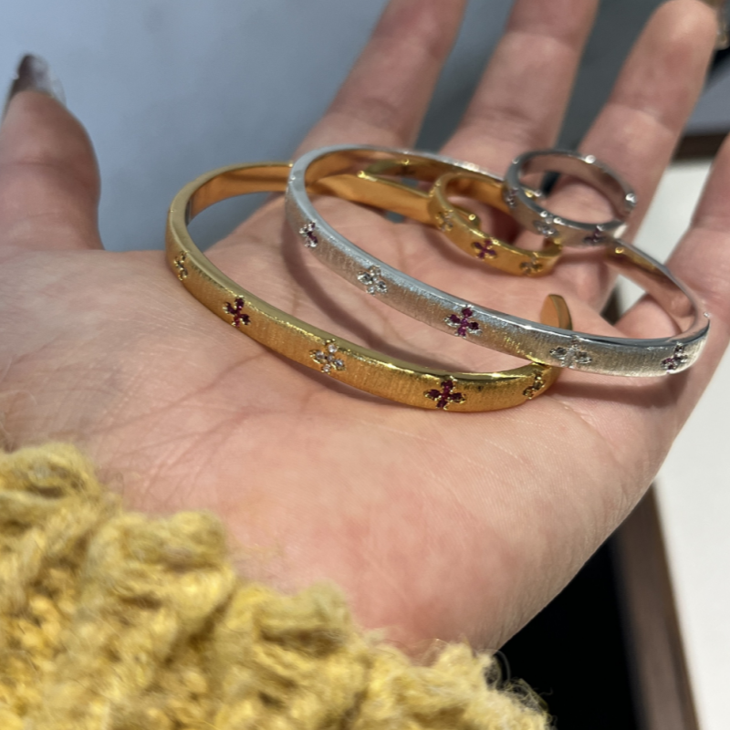 Vintage Clover Zircon Bangle & Ring Set