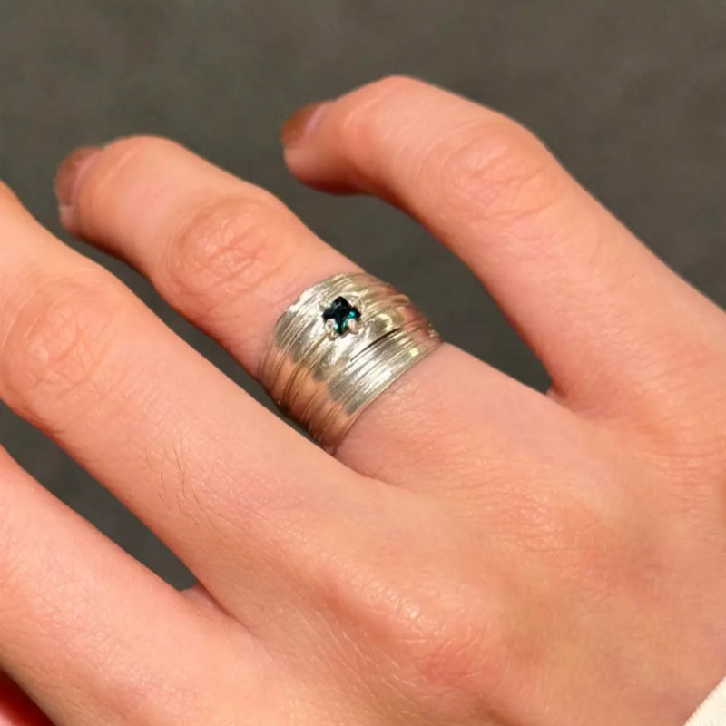 Organic Linework Statement Ring