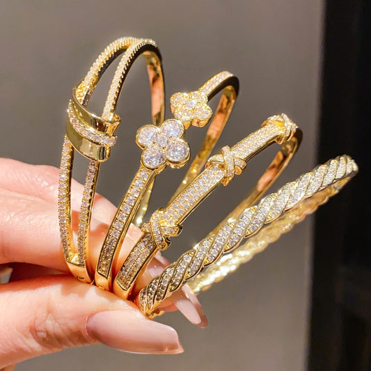Sparkling Zircon Bangle (Closed-Loop)