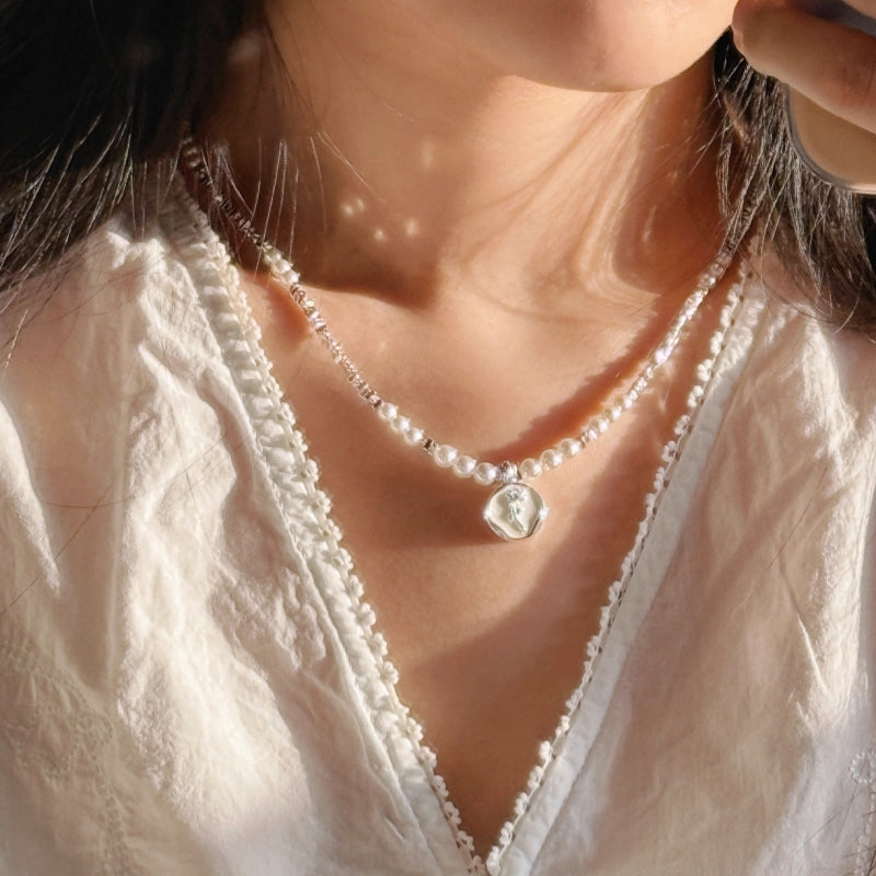 Rose Disc Pearl & Crushed Silver Choker